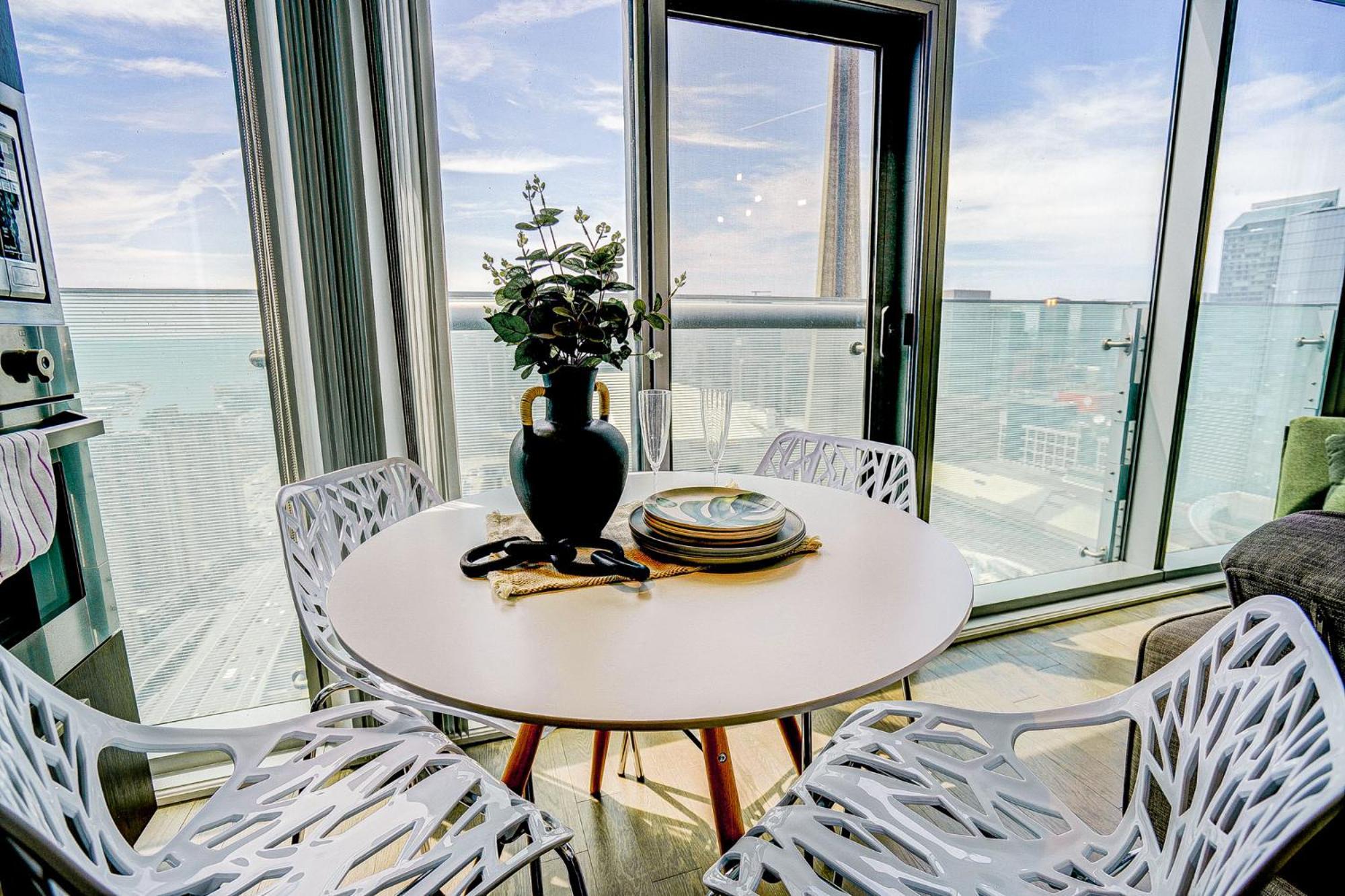 Skytree - Modern Rusty Condo Close To Union Station In Heart Of Downtown Toronto Extérieur photo